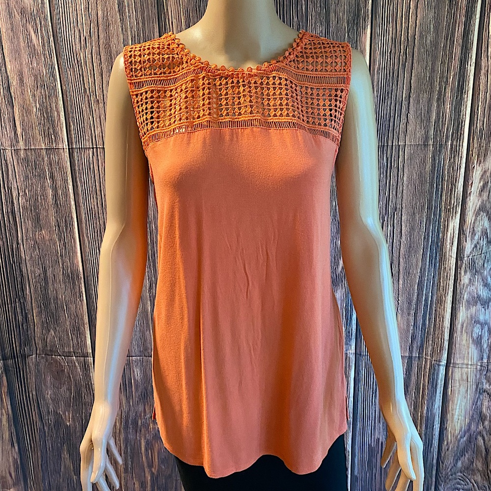 CB established 1962 size medium orange flowy summer embroidered lace top